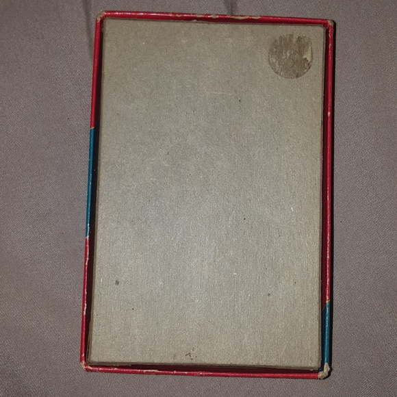 Vintage Old Maid Card Game by E. E. Fairchild: Classic Fun for All Ages - Picture 4 of 5